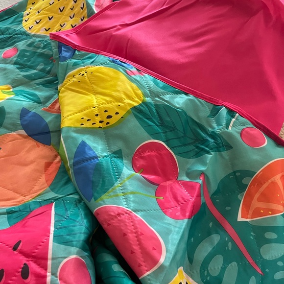 Folding Outdoor Blanket - Picture 3 of 7